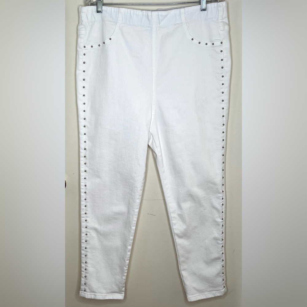 Joan Vass Pull-on Studded White Denim Straight Leg Jeans, XL (3)